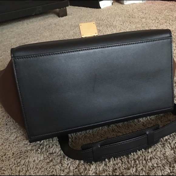 🚫SOLD🚫 Celine Small trapeze Strap Black Burgundy - Picture 4 of 8